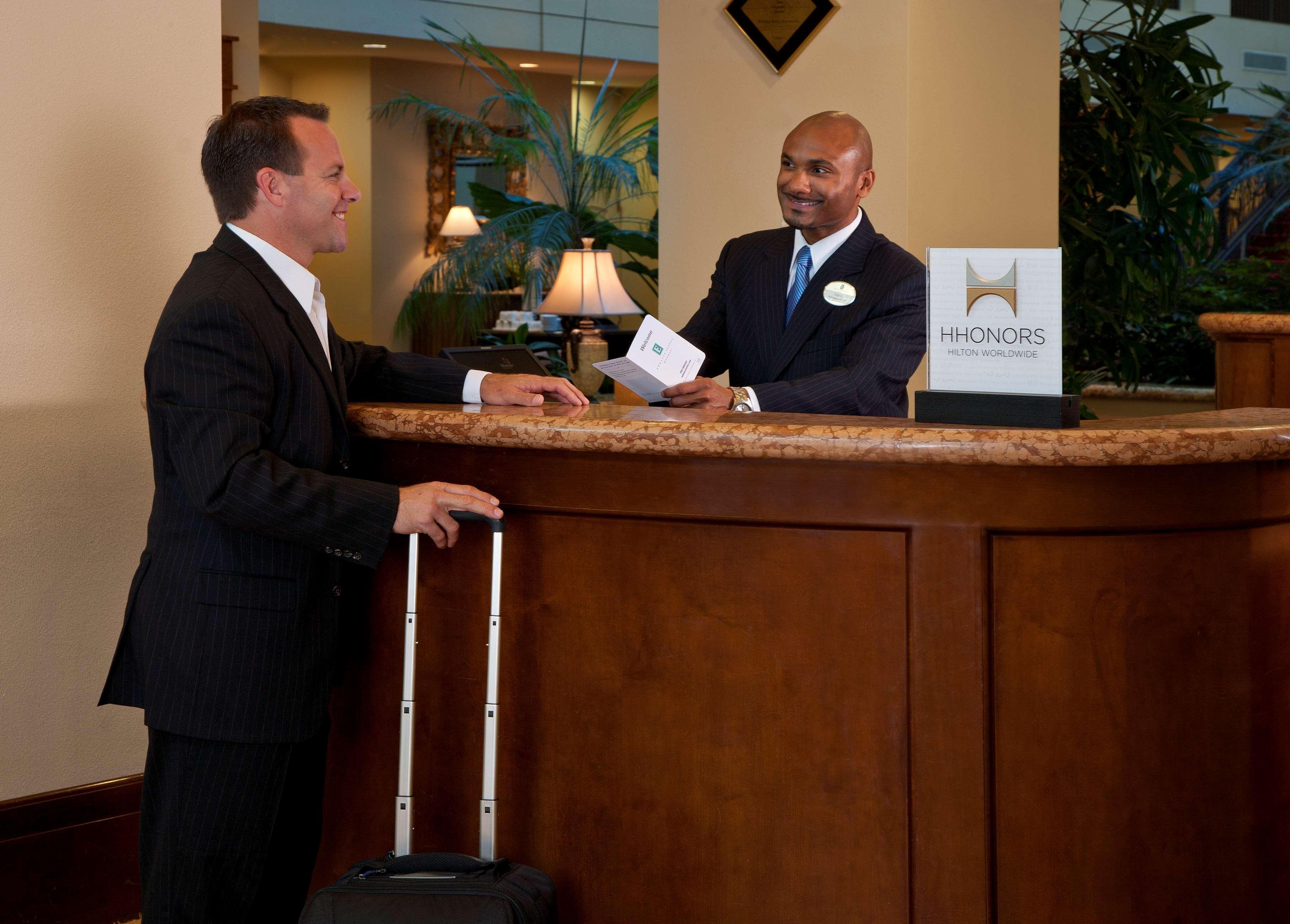 Embassy Suites By Hilton Sacramento Riverfront Promenade Intérieur photo