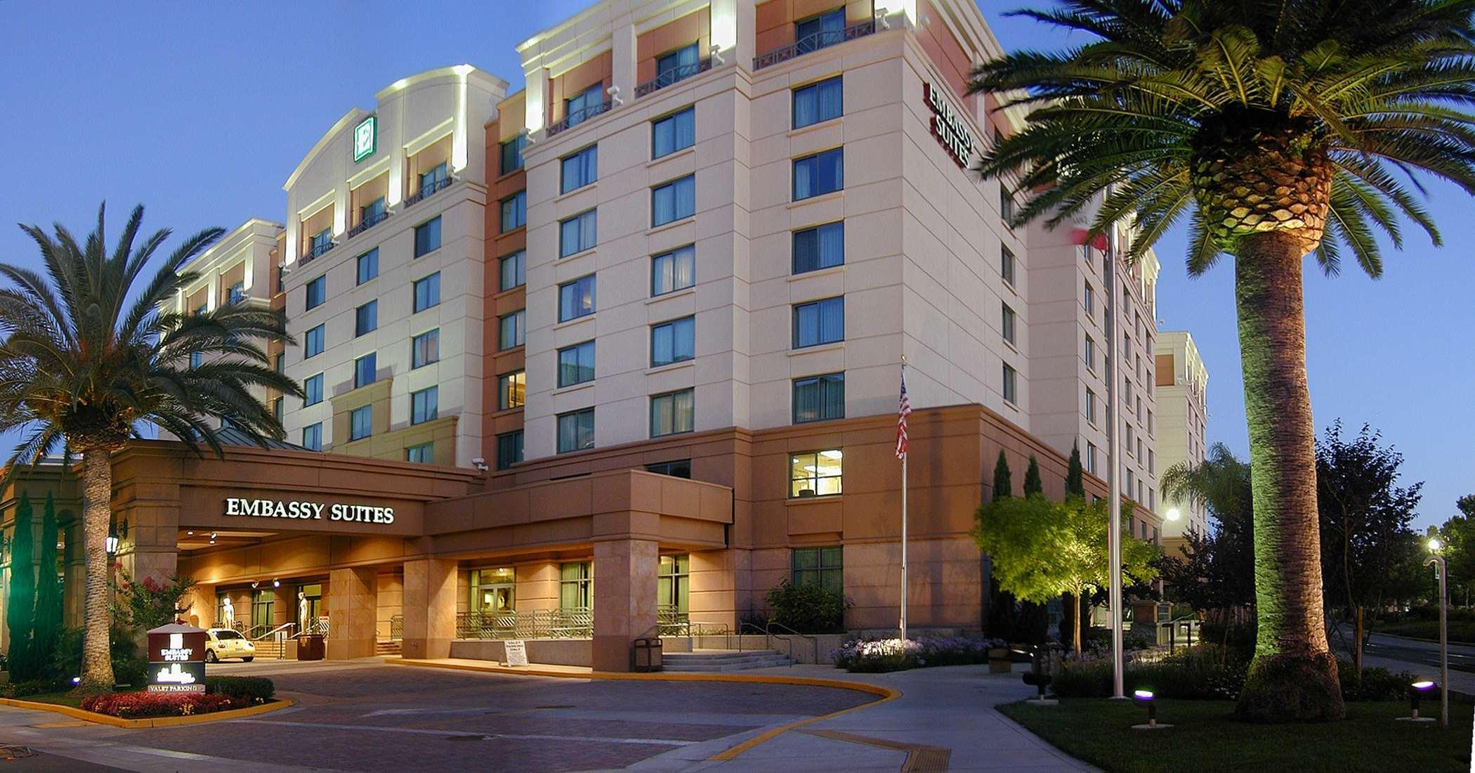 Embassy Suites By Hilton Sacramento Riverfront Promenade Extérieur photo